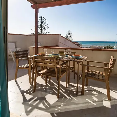 Siciliacasevacanze - Marina Domus 82 Casa vacanze Marina di Ragusa